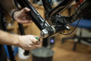 Vom Keller auf die Straße: Wie Sie Ihrem alten Fahrrad ein zweites Leben schenken